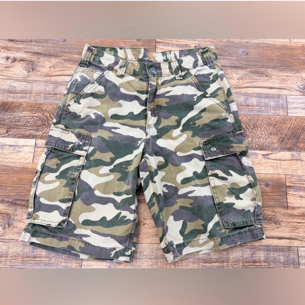 Carhartt NWOT 30w Camo Cargo Shorts - Green Camouflage